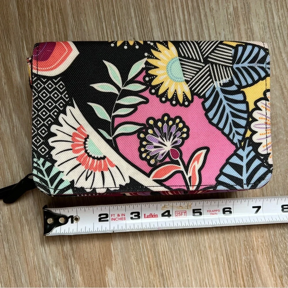 Vera Bradley Floral Zip Around Wallet Pink Interior Organizer - Picture 6 of 7